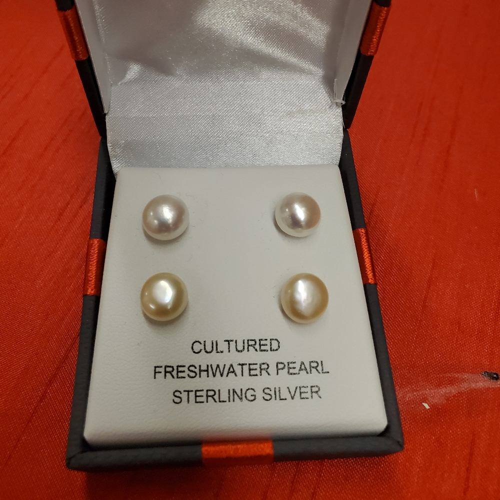 fresh water pear earings